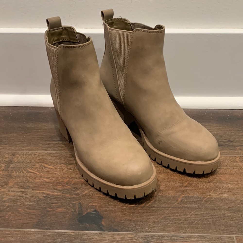 MIA booties